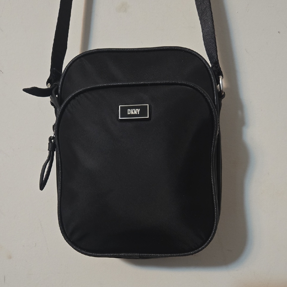 DKNY Men's Black Messenger Bag